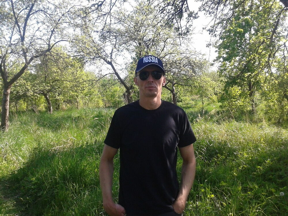  ,   Alex, 45 ,   ,   , c 