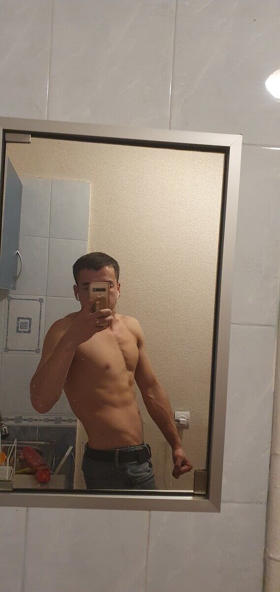  22268972  , 31 ,    