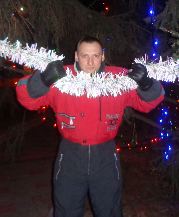  ,   Oleg, 46 ,   