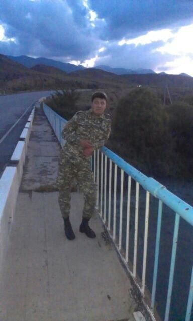  ,   Amiraliev, 36 ,  