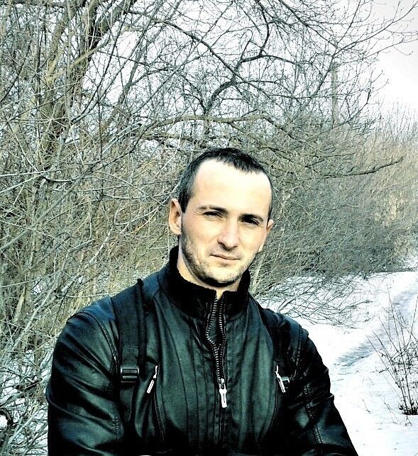  ,   Viktor, 68 ,   