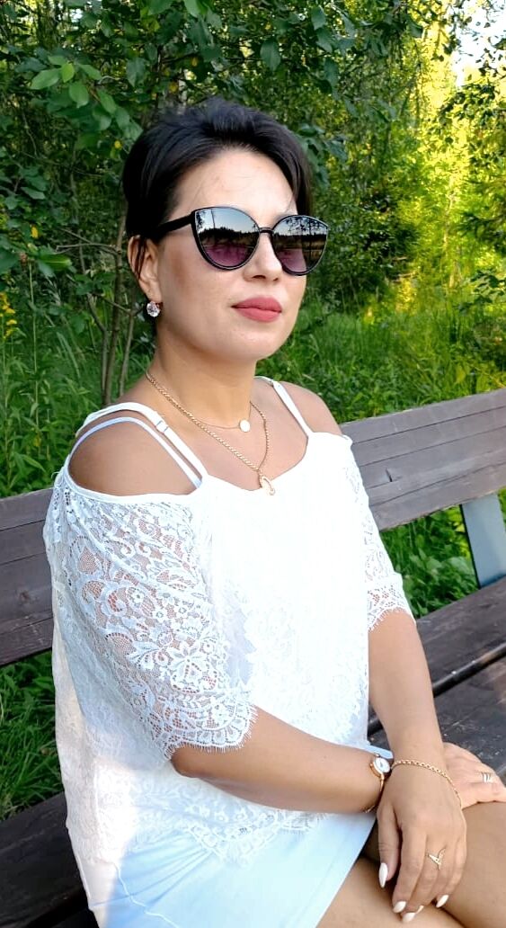  53842132  Nadejda, 37 ,    