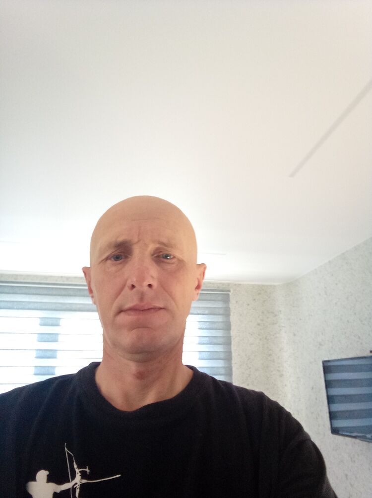  37036222  , 48 ,    