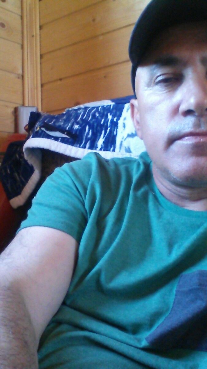  9856822  , 54 ,    