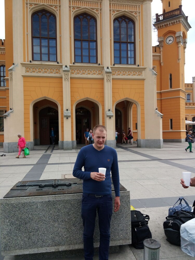 12215072  Oleksandr, 34 ,    Poraj