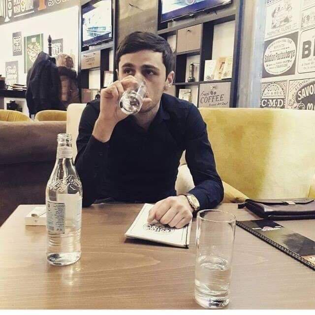  31420082  KING, 31 ,    