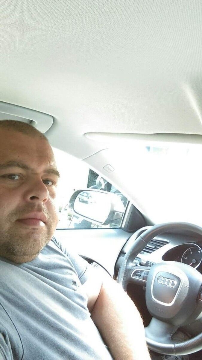  ,   Vlad, 44 ,   ,   , c 