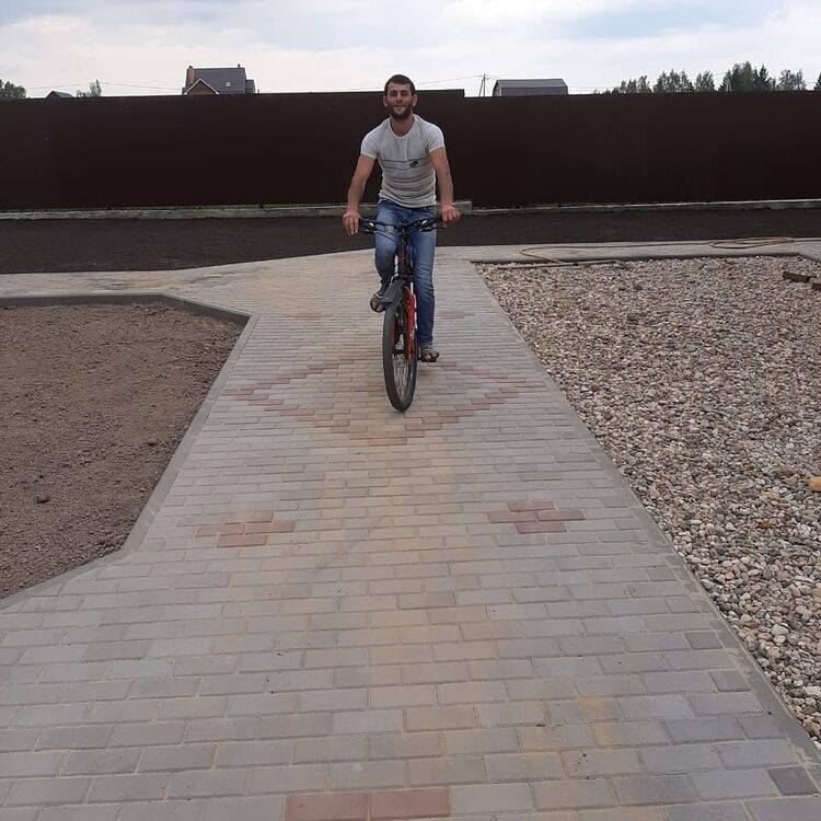 ���� 16635332 ������� Janik, 36 ���, ���� ���������� � �����������