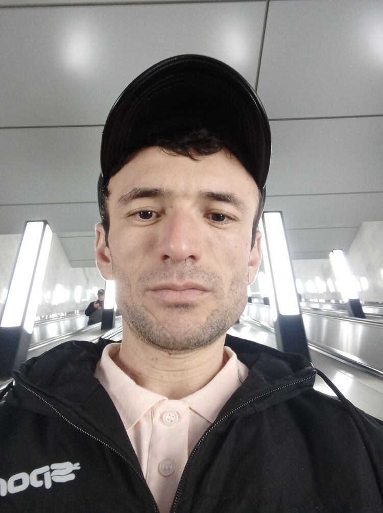  ,   Avazbek, 39 ,   ,   