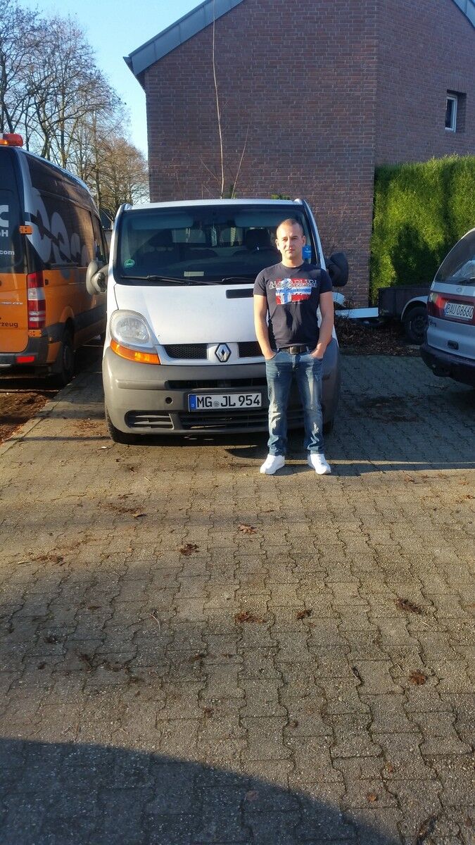  ,   Vasyl, 33 ,   ,   , c 