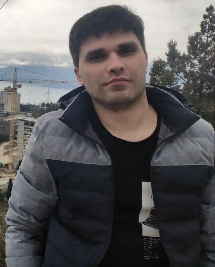  ,   Konstantin, 37 ,   ,   