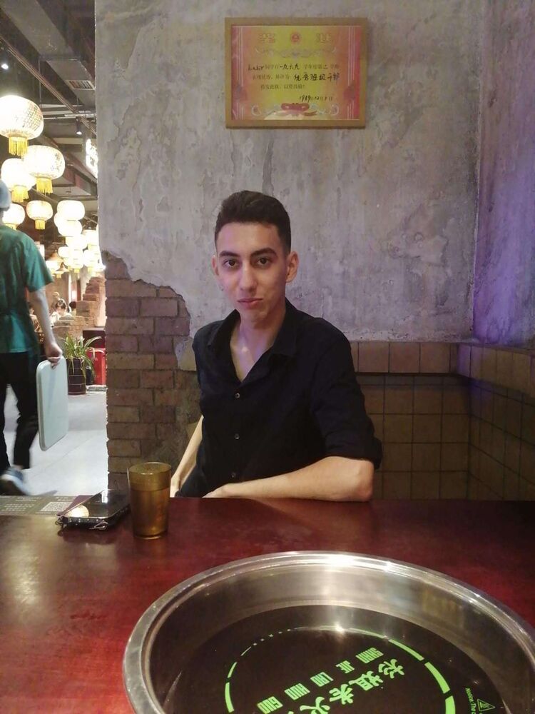  39701612  , 19 ,    
