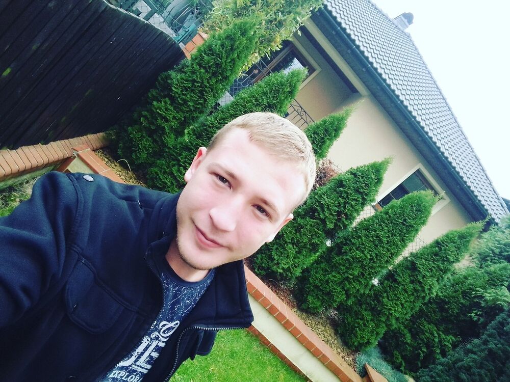  Ciecierzyn,   , 27 ,   
