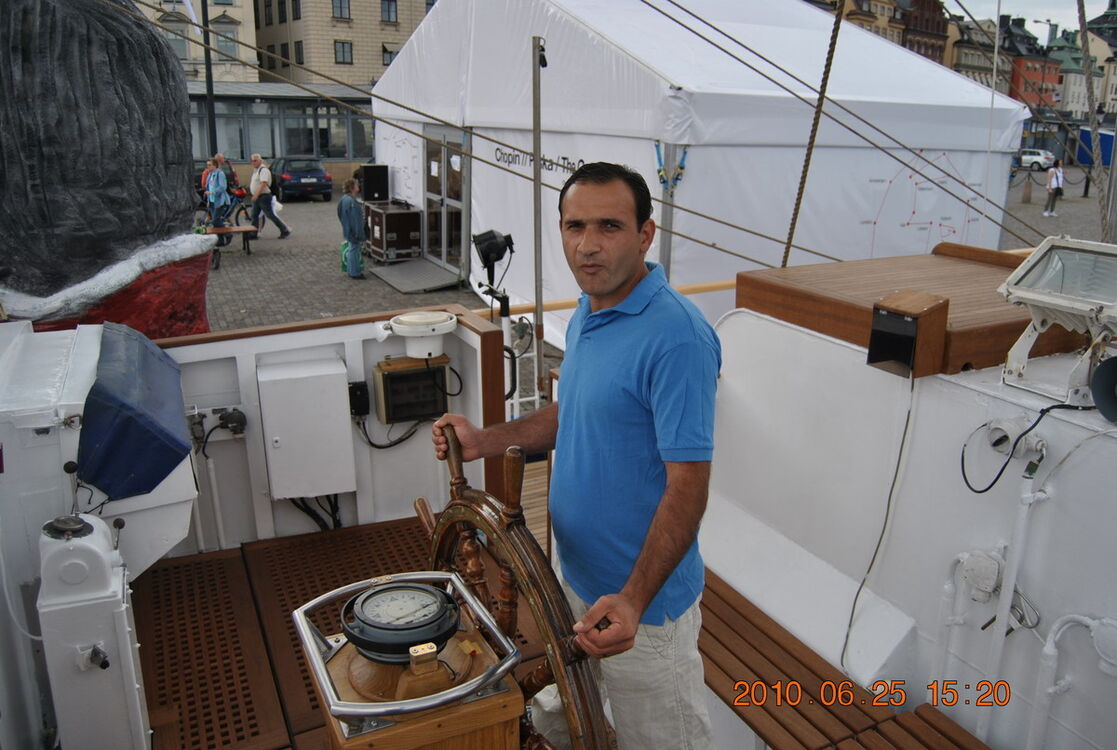  ,   Giorgi, 43 ,   ,   , c 