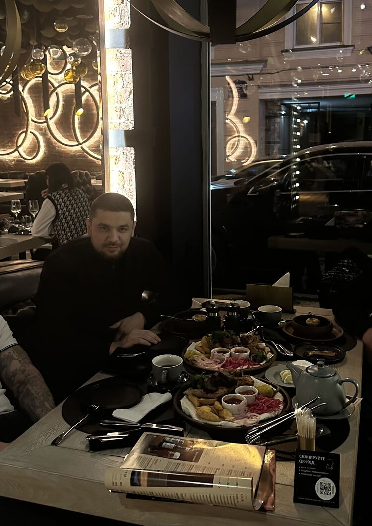  44744942  SSS, 32 ,    -