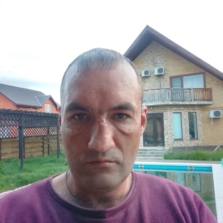  42759402  , 41 ,    