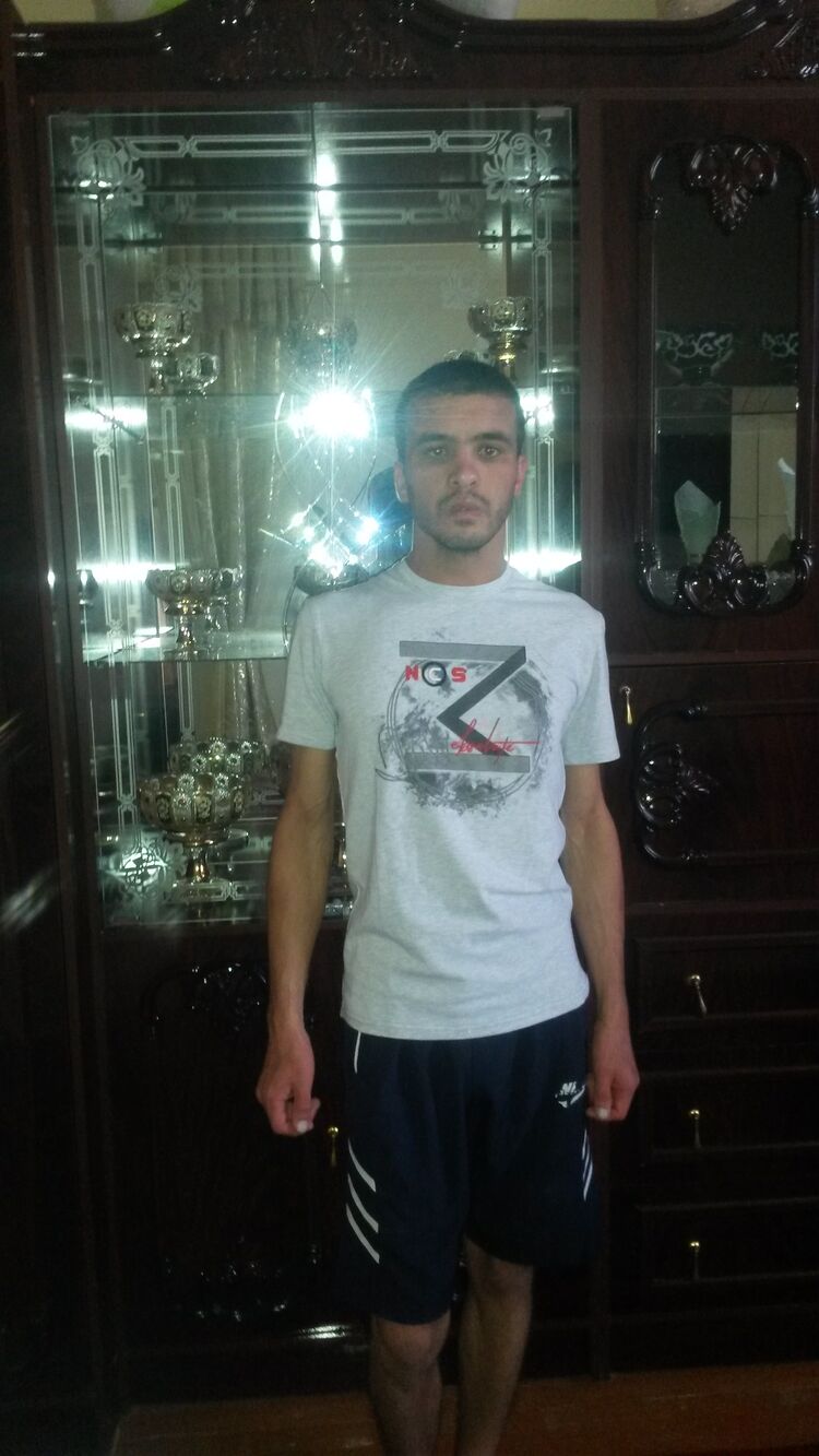  48326752  Avazbek, 28 ,    