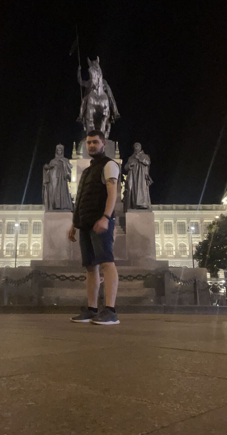  Praha,   Ivan, 22 ,   c 