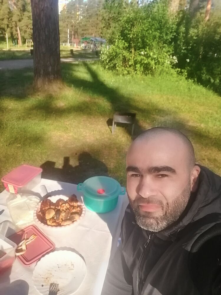  52774312  , 39 ,    