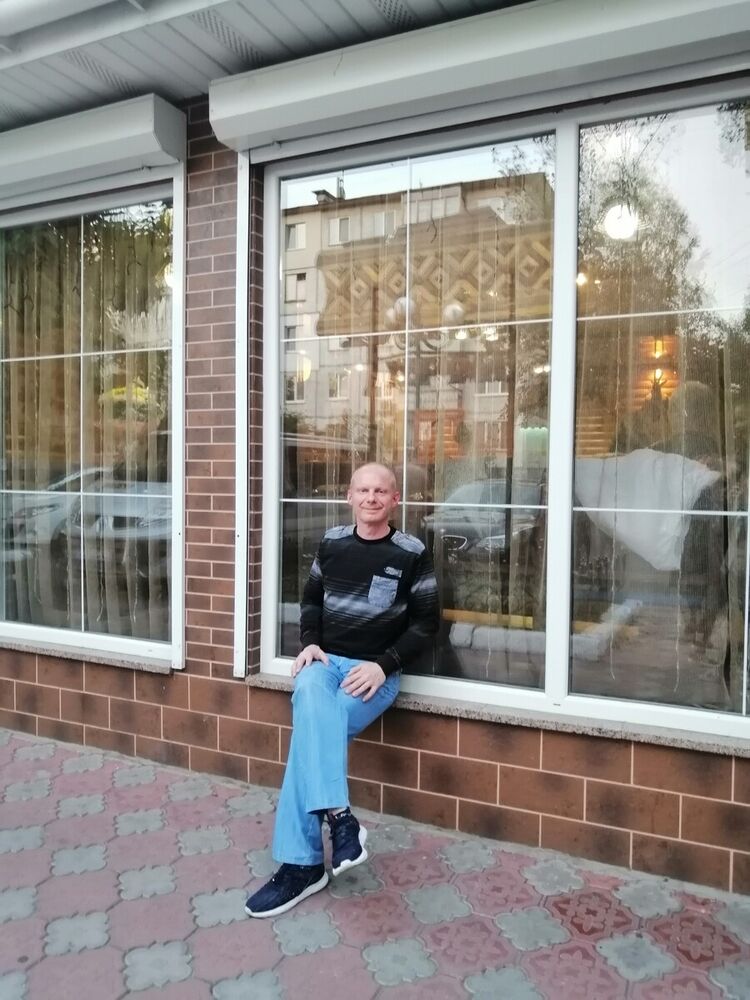  21476882  , 44 ,    