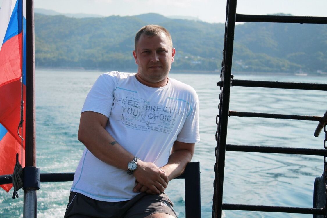  5633042  IvanVolk, 45 ,    