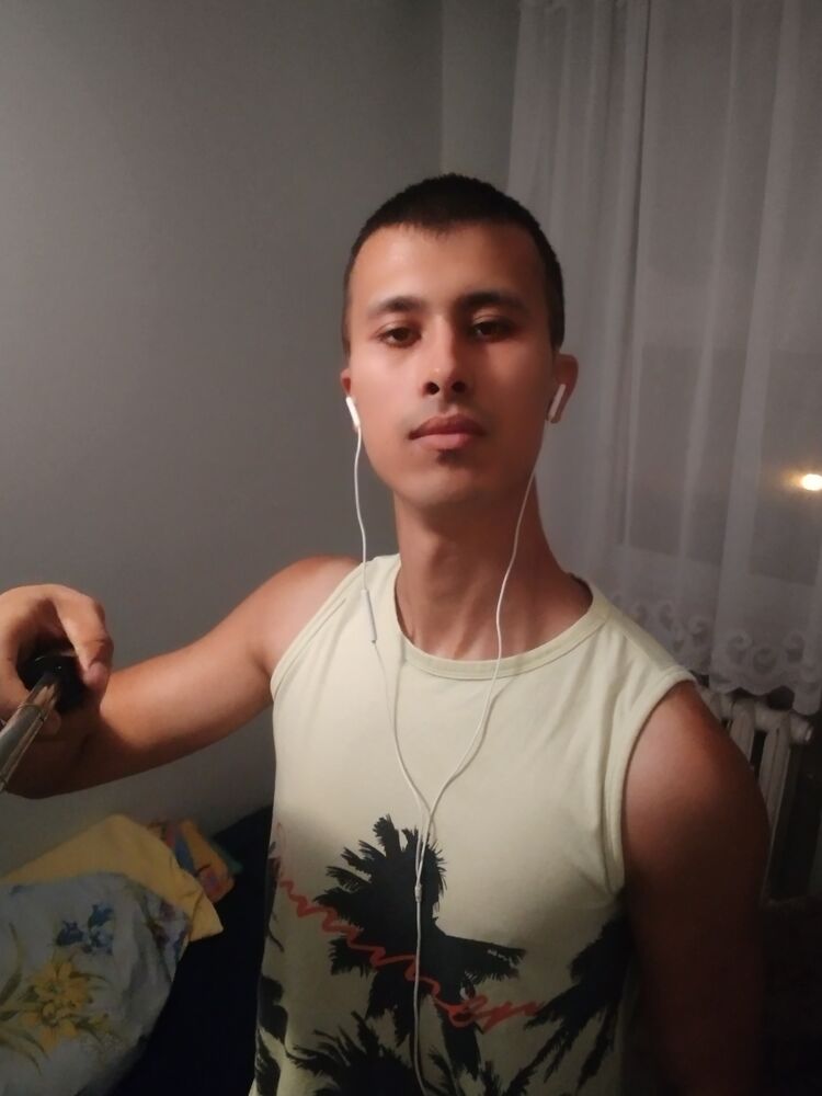  23418972  , 28 ,    