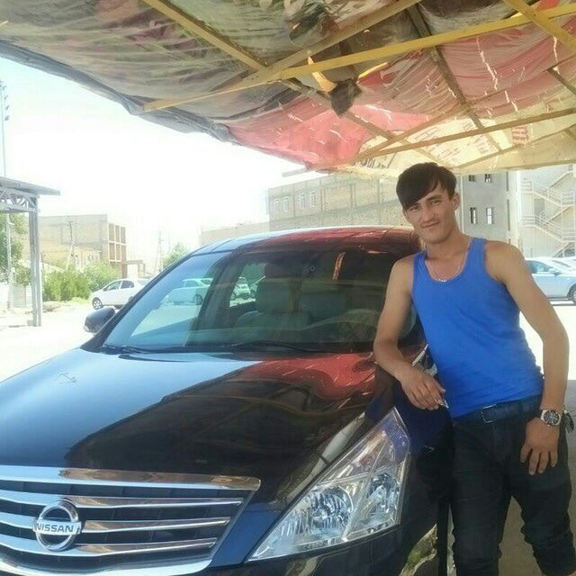  47813162  Bek, 24 ,    
