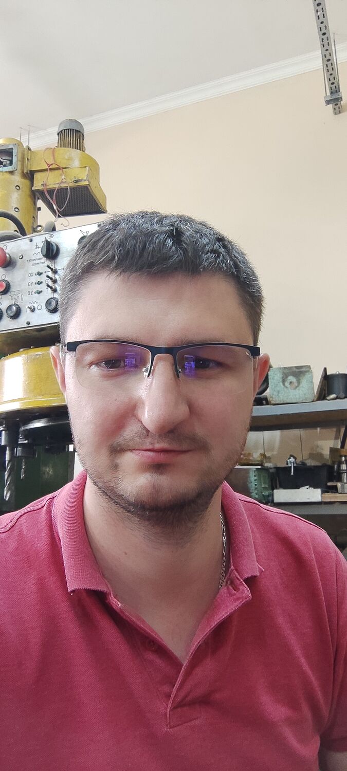  ,   Andrii, 36 ,   ,   , c , 