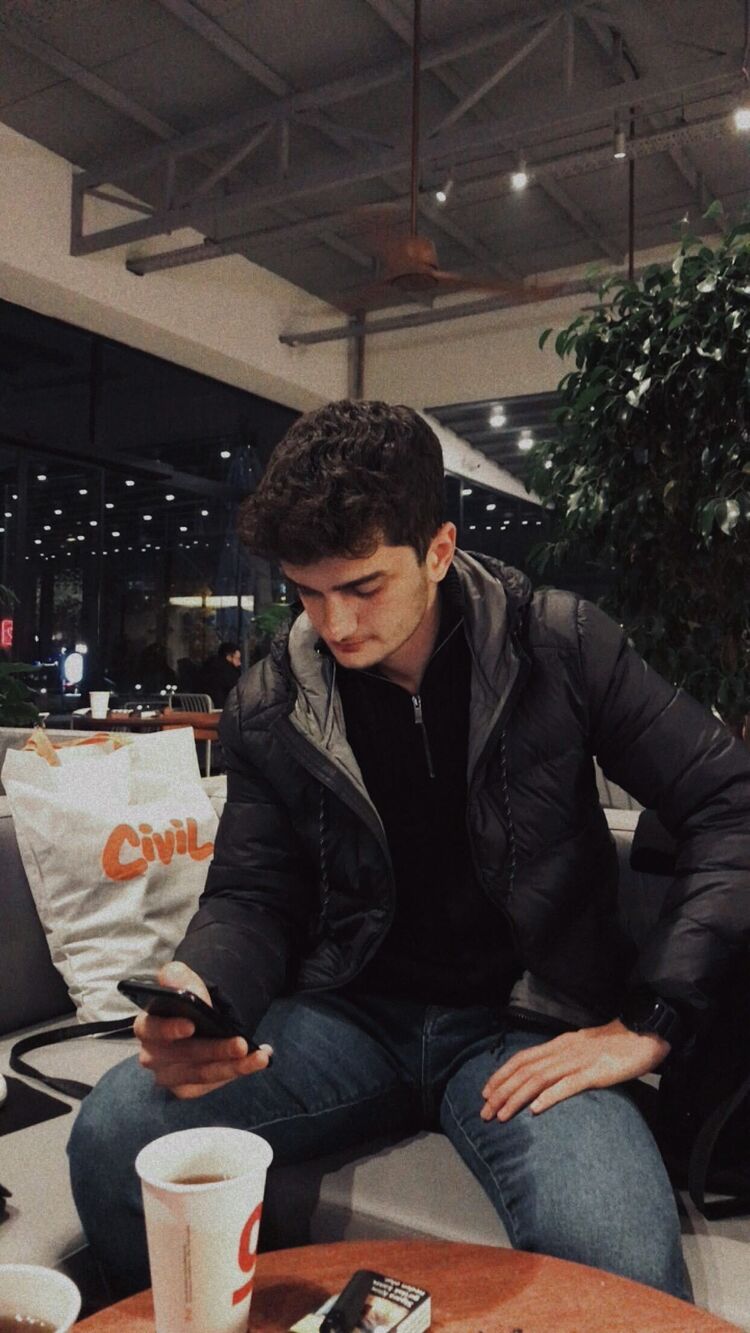  40879872  Furkan, 25 ,    