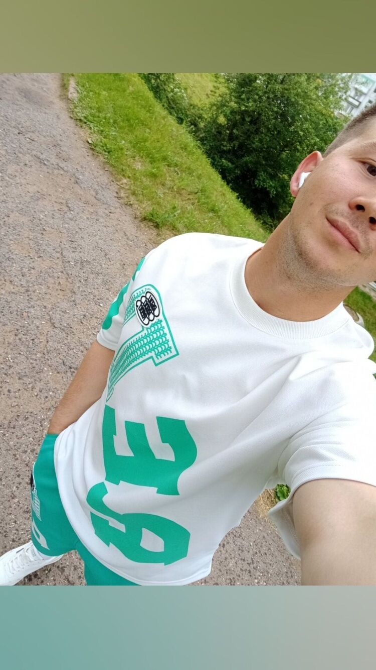  ,   Ruslan, 26 ,   ,   , c , 