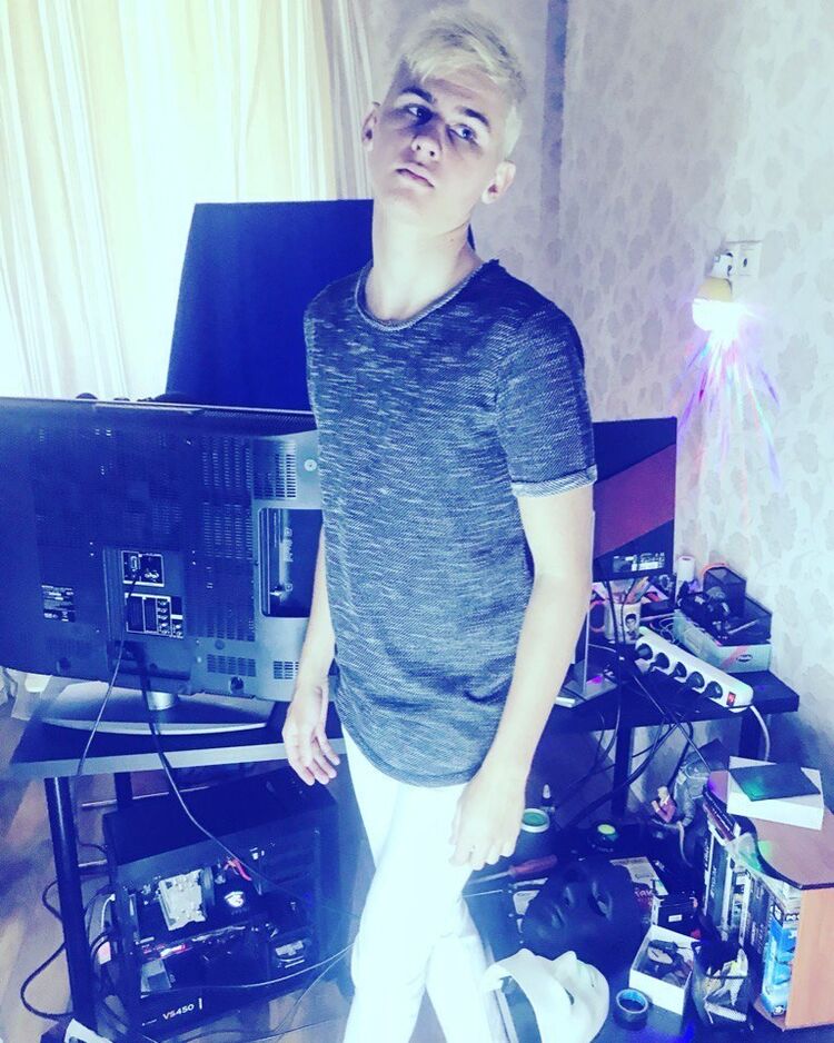  --,   , 25 ,     , c , 