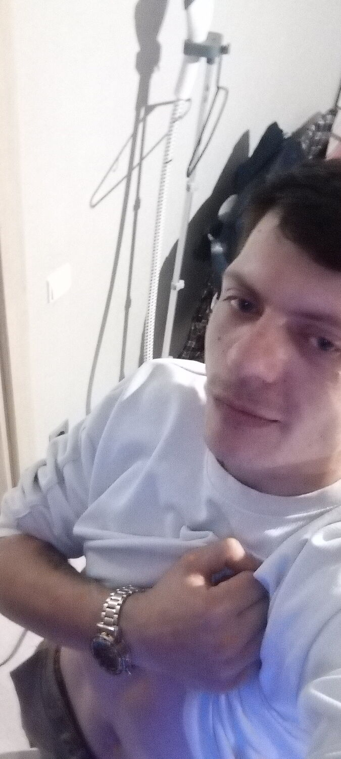  51682272  Vyacheslav, 27 ,    