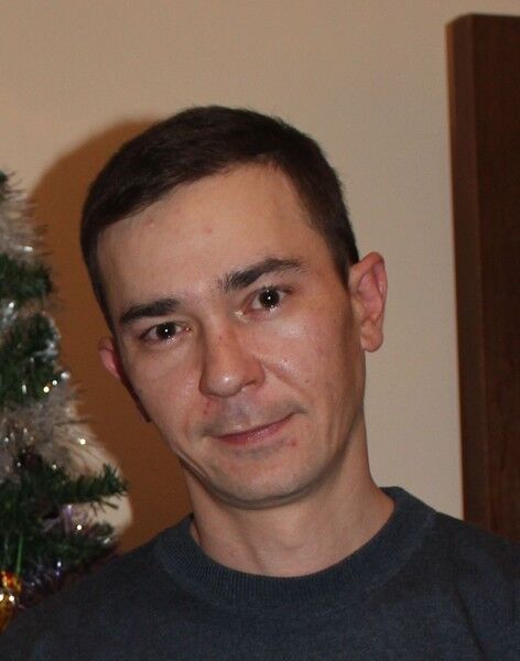  17666662  Stanislav, 48 ,    