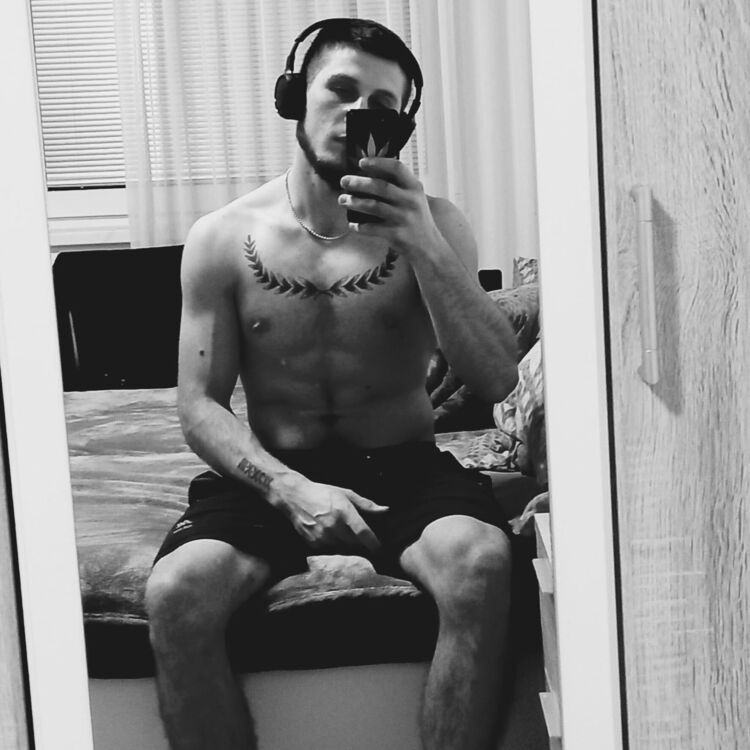  44592672  Vadim, 26 ,    