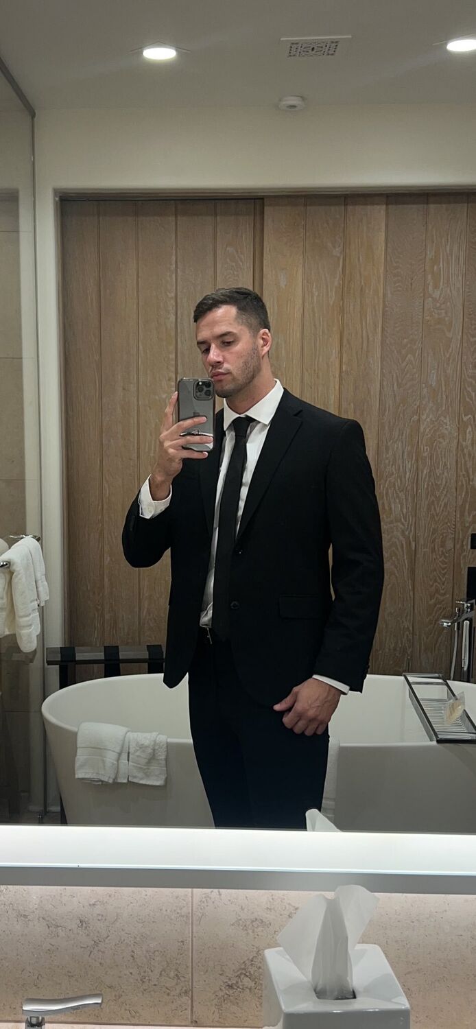  51494072  Artem, 37 ,    