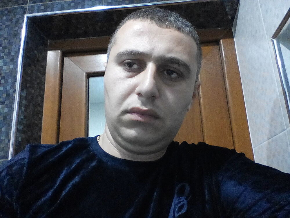  ,   Miqo, 42 ,   ,   , c 