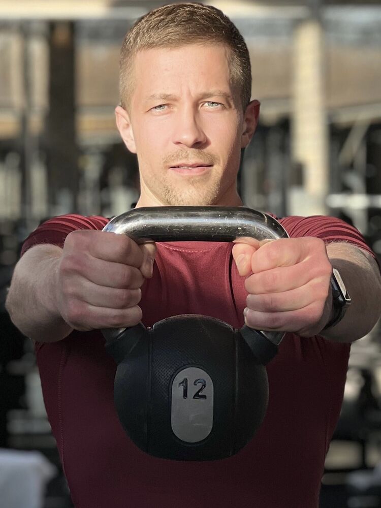  ,   Sergei, 33 ,   ,   
