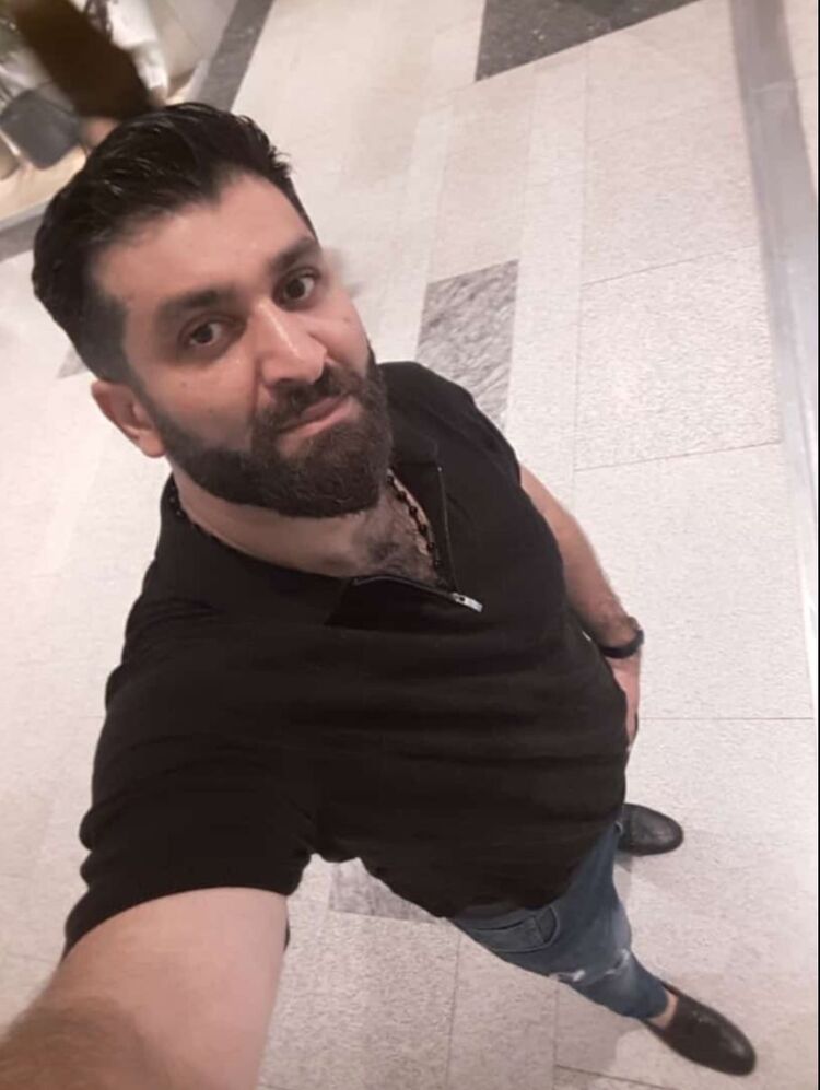  38263082  Aziz, 42 ,    