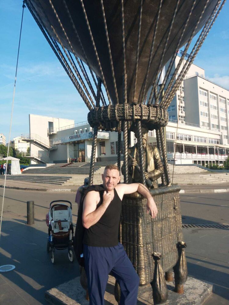  36590252  Alex, 38 ,     