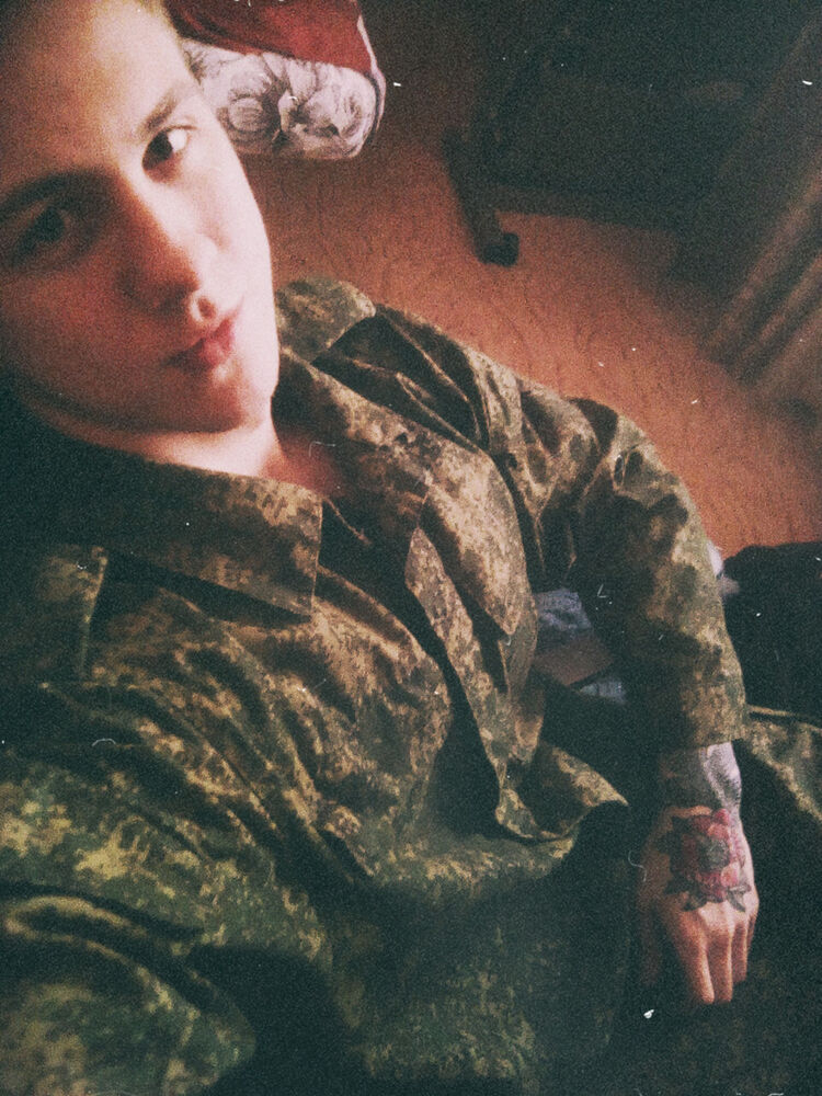  9432032  , 28 ,    