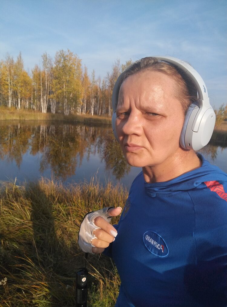 46922702  Polina, 45 ,    