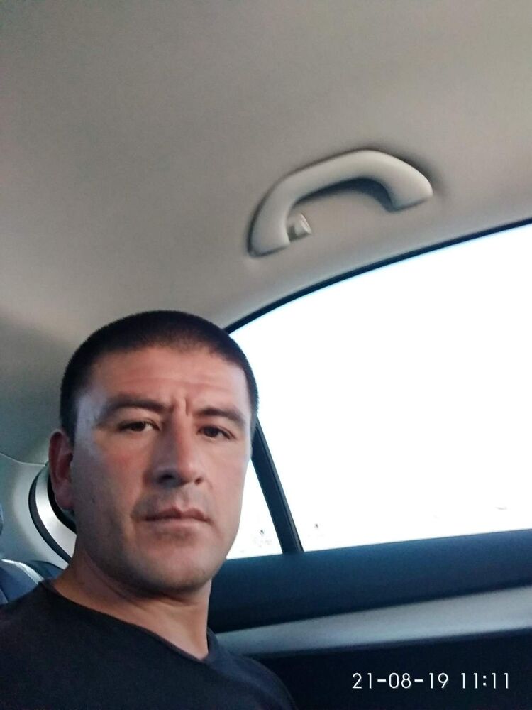  23569862  Nabi, 42 ,    