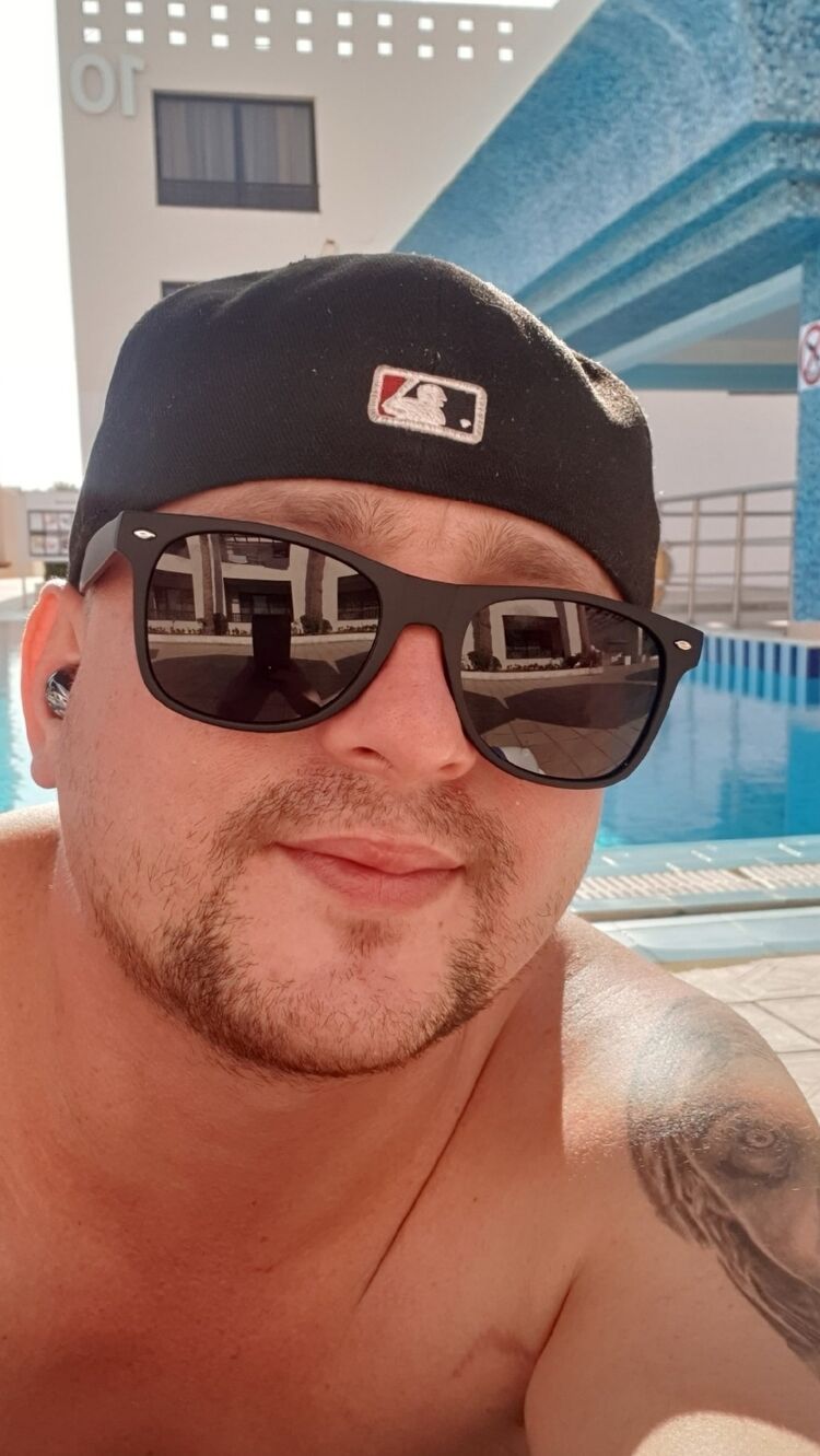 ���� 40420542 ������� ����, 37 ���, ���� ���������� � ������