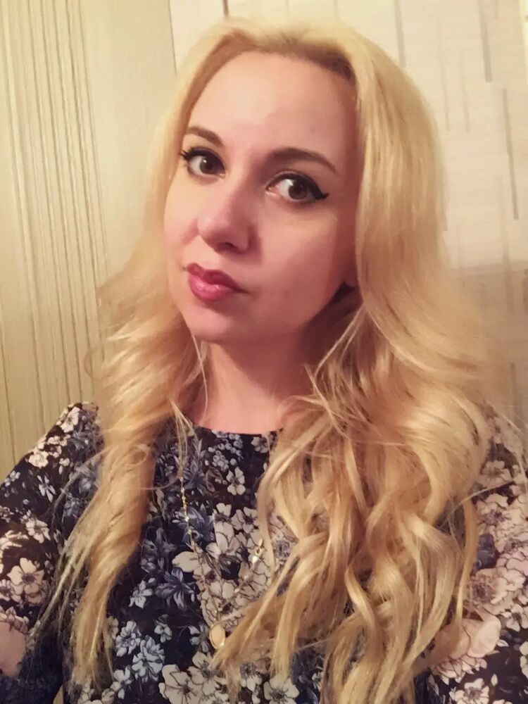  ,   KATRIN, 34 ,   