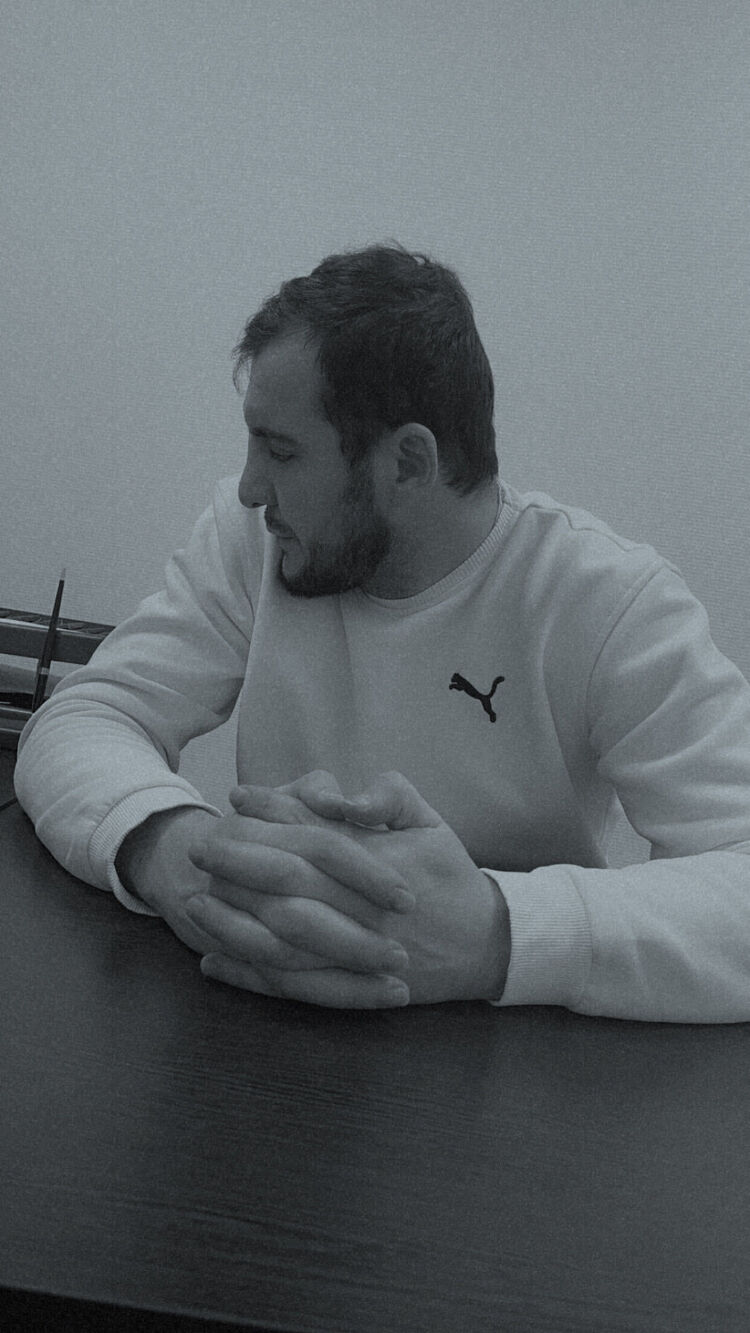  53914452  , 26 ,    -