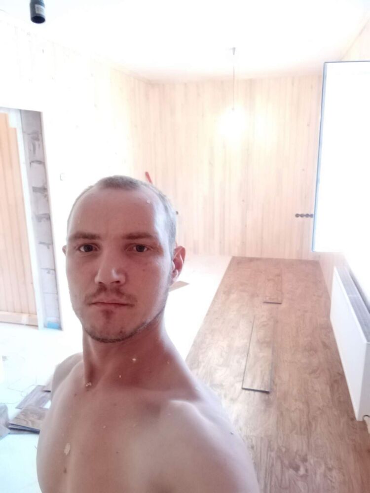  ,   Pavel, 31 ,   ,   , c , 