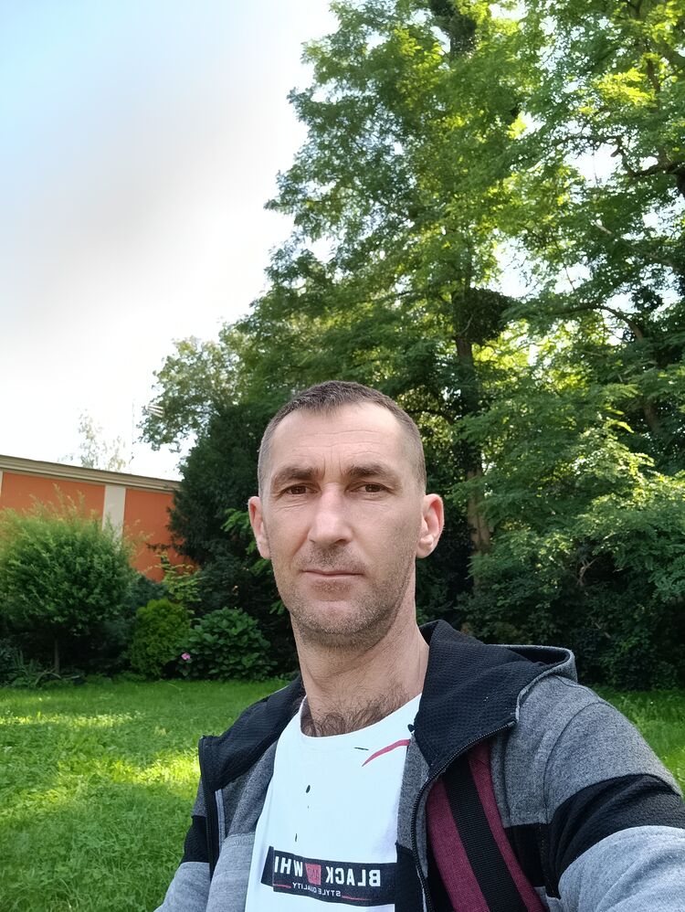  41137222  , 42 ,    