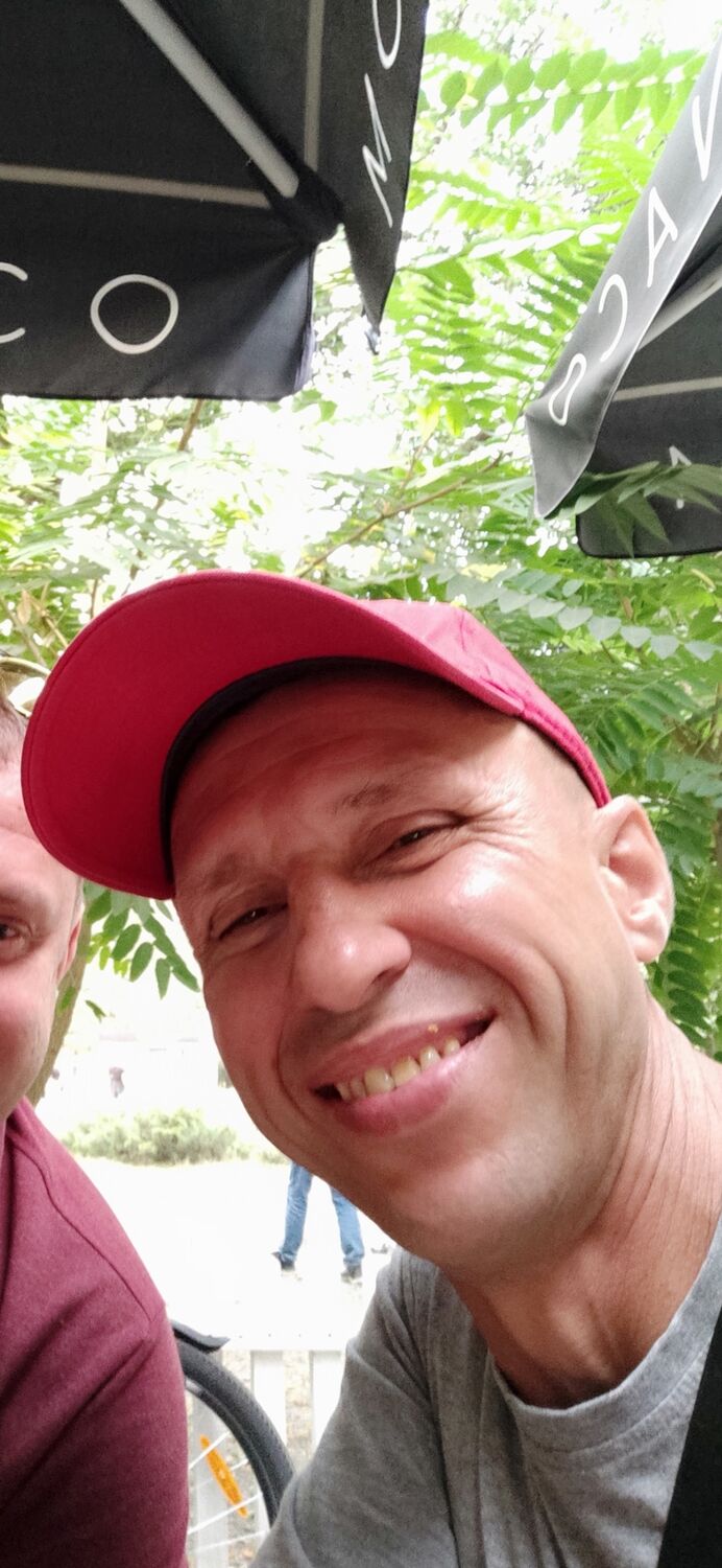  46988742  , 39 ,    