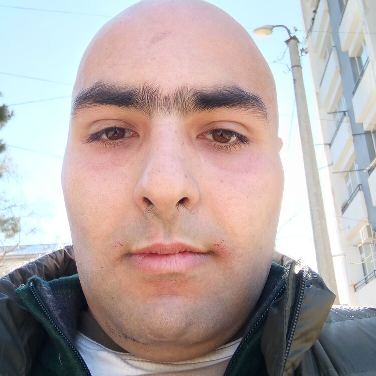  31611152  RONALD, 35 ,    