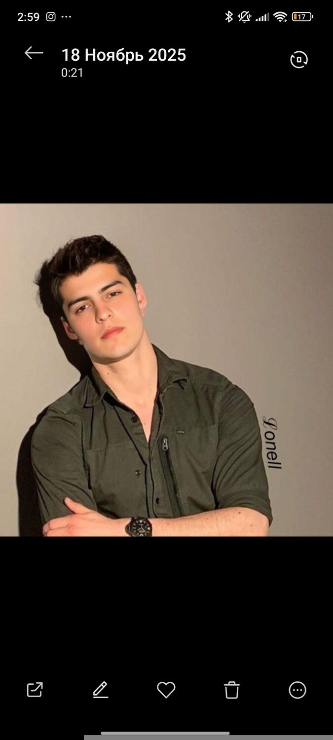 ���������� ������������, ���� ����� Ali, 20 ���, ������������ ��� ������, ����� � ���������